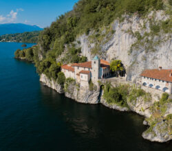 Kloster Santa Caterina Del Sasso