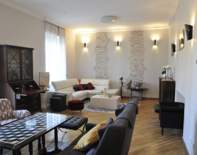 CASA BELLA VITA (CIN: IT012092C2UE2ZMKLV)